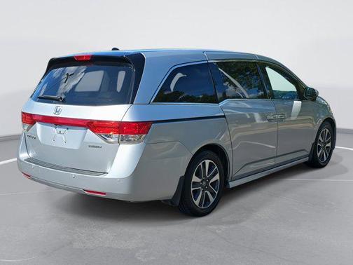 2015 Honda Odyssey Touring