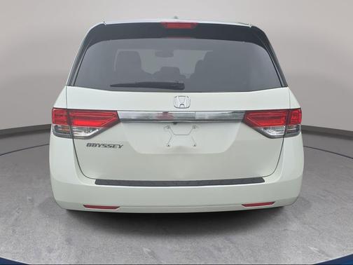 White 2015 Honda Odyssey EX-L