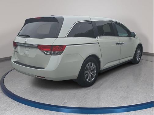 White 2015 Honda Odyssey EX-L