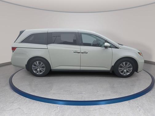 White 2015 Honda Odyssey EX-L