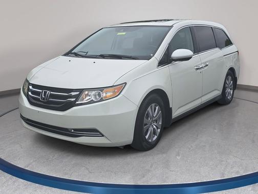 White 2015 Honda Odyssey EX-L