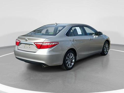 2017 Toyota Camry XLE