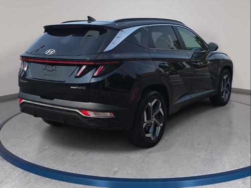 Phantom Black 2022 Hyundai TUCSON Hybrid SEL Convenience