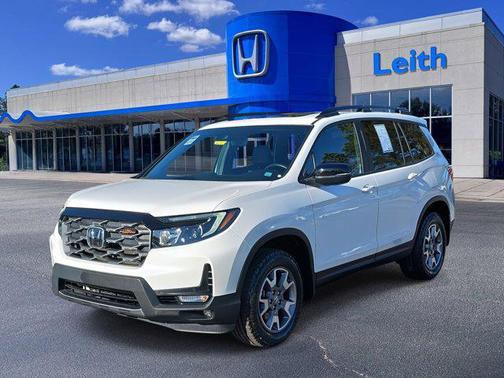 2023 Honda Passport AWD TrailSport