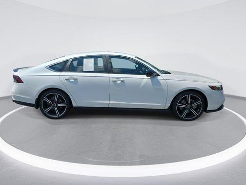 2023 Honda Accord Hybrid Base