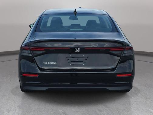 Crystal Black Pearl 2024 Honda Accord LX 1.5T