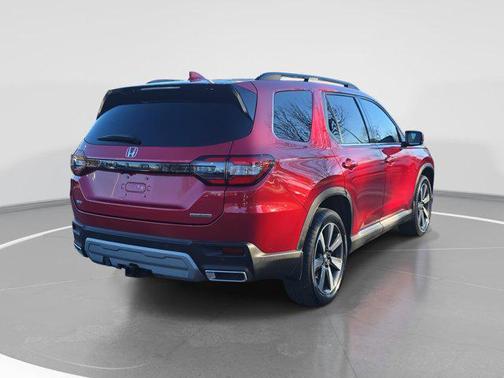 2024 Honda Pilot Touring 8-Passenger