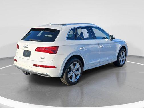 2018 Audi Q5 2.0T Premium Plus