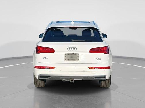 2018 Audi Q5 2.0T Premium Plus