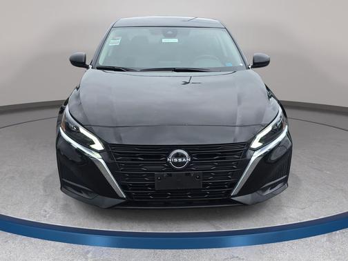 Super Black 2025 Nissan Altima SV FWD