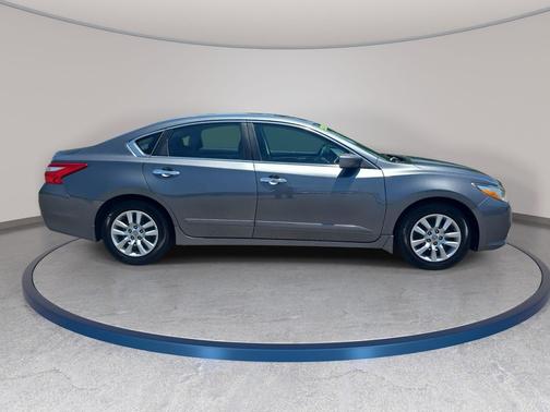 Gun Metallic 2016 Nissan Altima 2.5 S