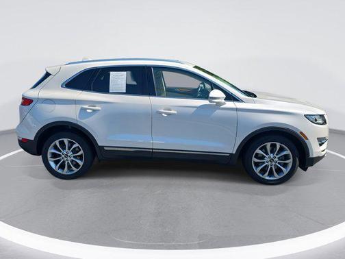 2019 Lincoln MKC Select