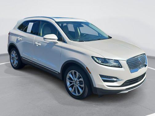 2019 Lincoln MKC Select