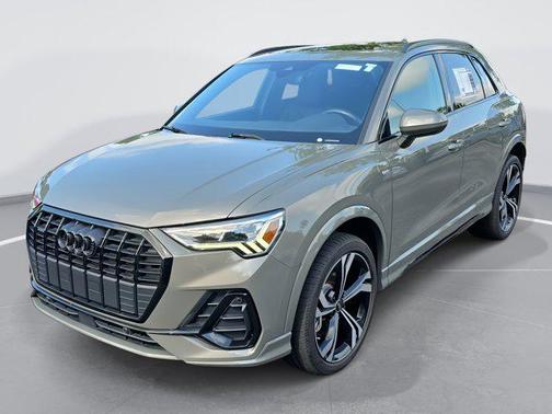 2023 Audi Q3 45 S line Premium Plus