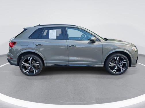 2023 Audi Q3 45 S line Premium Plus