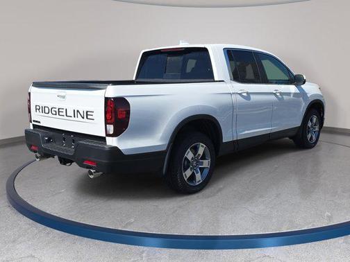 Platinum White Pearl 2026 Honda Ridgeline RTL