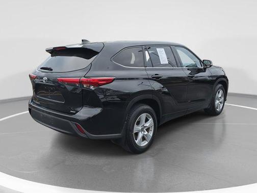 2021 Toyota Highlander L
