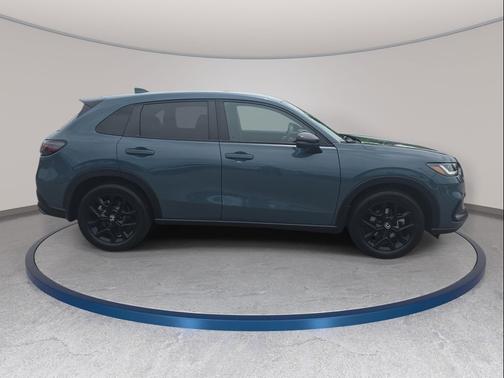 Nordic Forest Pearl 2025 Honda HR-V 2WD Sport