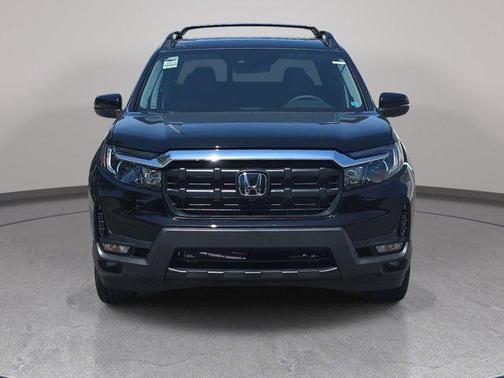 Crystal Black Pearl 2026 Honda Ridgeline RTL