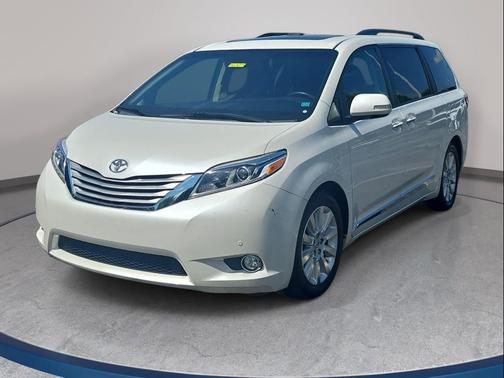 Blizzard Pearl 2015 Toyota Sienna Limited