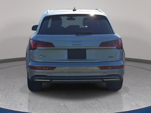 2023 Audi Q5 40 Premium