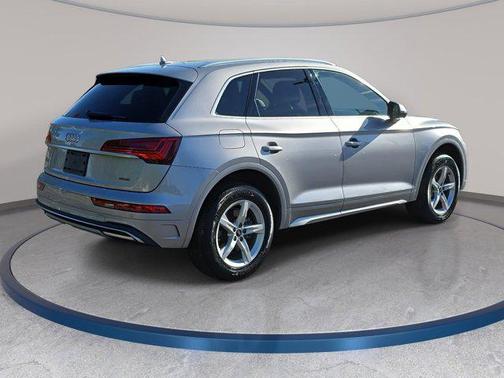 2023 Audi Q5 40 Premium