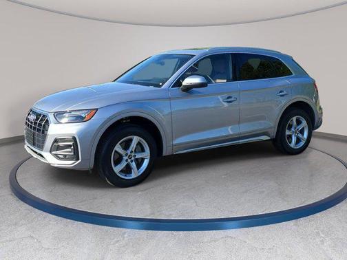 2023 Audi Q5 40 Premium