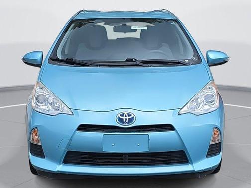 2014 Toyota Prius c Two