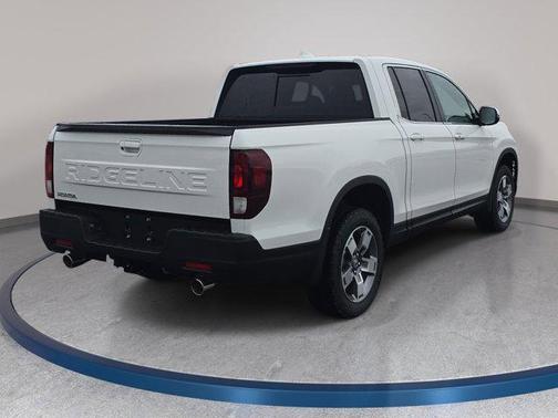 Platinum White Pearl 2026 Honda Ridgeline RTL