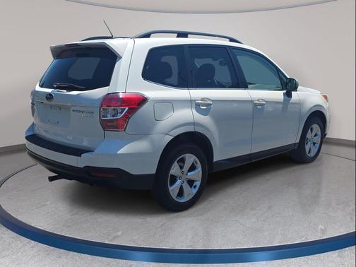 Satin White Pearl 2014 Subaru Forester 2.5i Touring