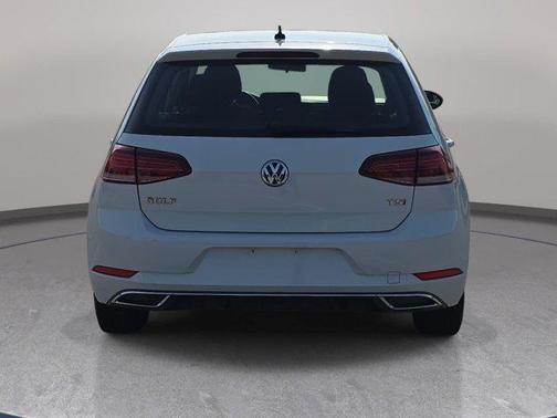 2018 Volkswagen Golf TSI S