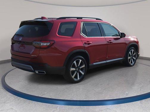 2024 Honda Pilot Touring 8-Passenger
