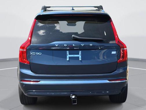 2023 Volvo XC90 Recharge Plug-In Hybrid T8 Core Bright Theme
