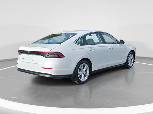 2025 Honda Accord LX 1.5T