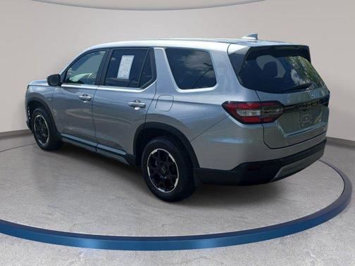 Lunar Silver Metallic 2025 Honda Pilot EX-L