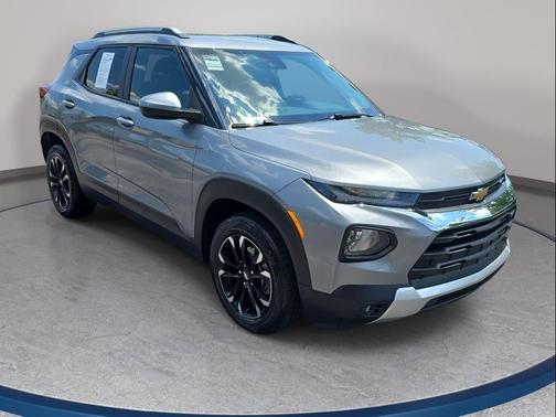 Sterling Gray Metallic 2023 Chevrolet Trailblazer LT