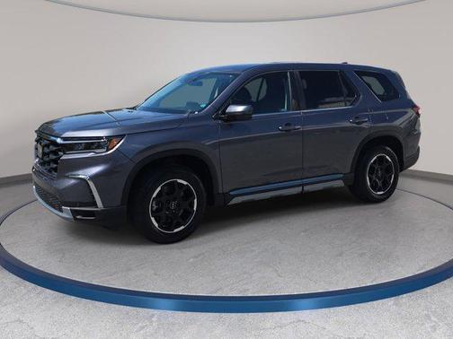 Modern Steel Metallic 2025 Honda Pilot EX-L