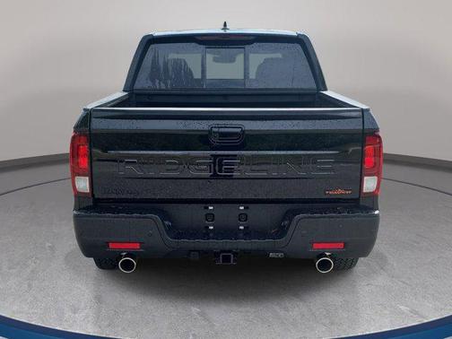 Crystal Black Pearl 2026 Honda Ridgeline TrailSport+