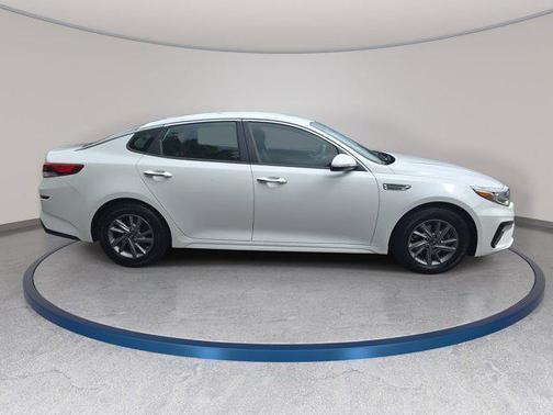 Snow White Pearl 2020 Kia Optima LX