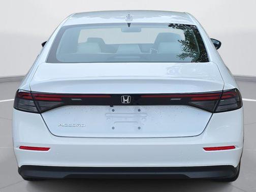 2025 Honda Accord LX 1.5T