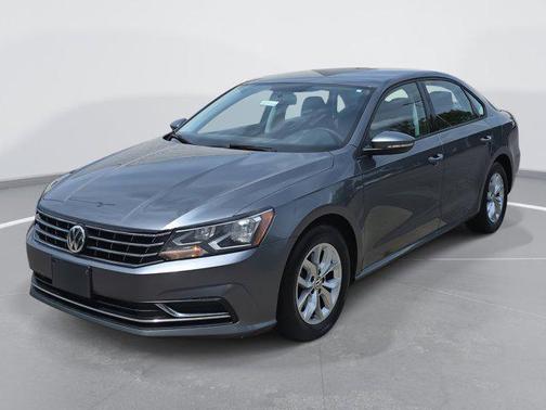 2018 Volkswagen Passat 2.0T S