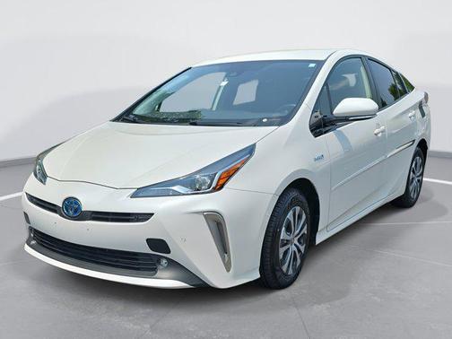 2020 Toyota Prius XLE
