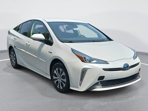 2020 Toyota Prius XLE