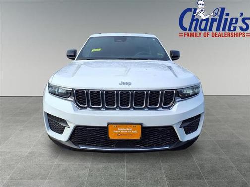 2025 Jeep Grand Cherokee Laredo 4x4