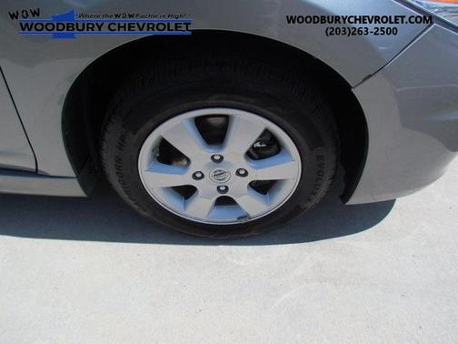 2011 Nissan Versa 1.8 SL