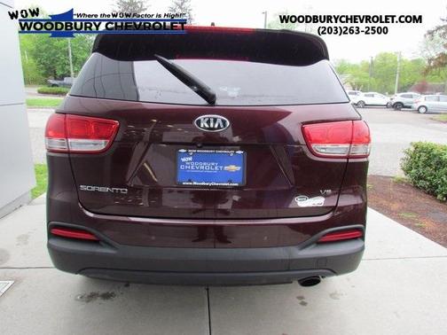 2016 Kia Sorento LX