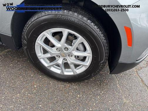 Sterling Gray Metallic 2024 Chevrolet Equinox LT