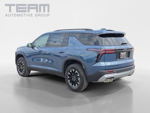 Lakeshore Blue Metallic 2026 Chevrolet Traverse AWD Z71