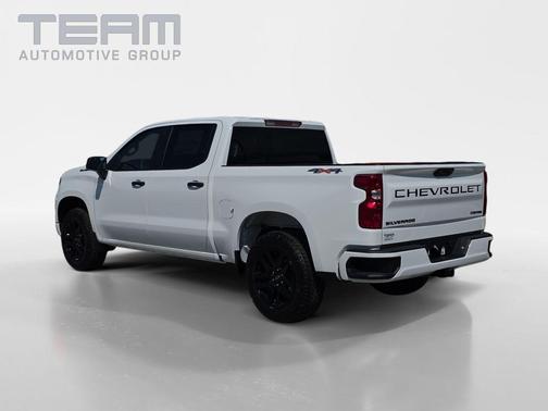 Summit White 2026 Chevrolet Silverado 1500 Custom