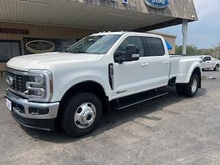 2025 Ford F-350 Lariat Super Duty